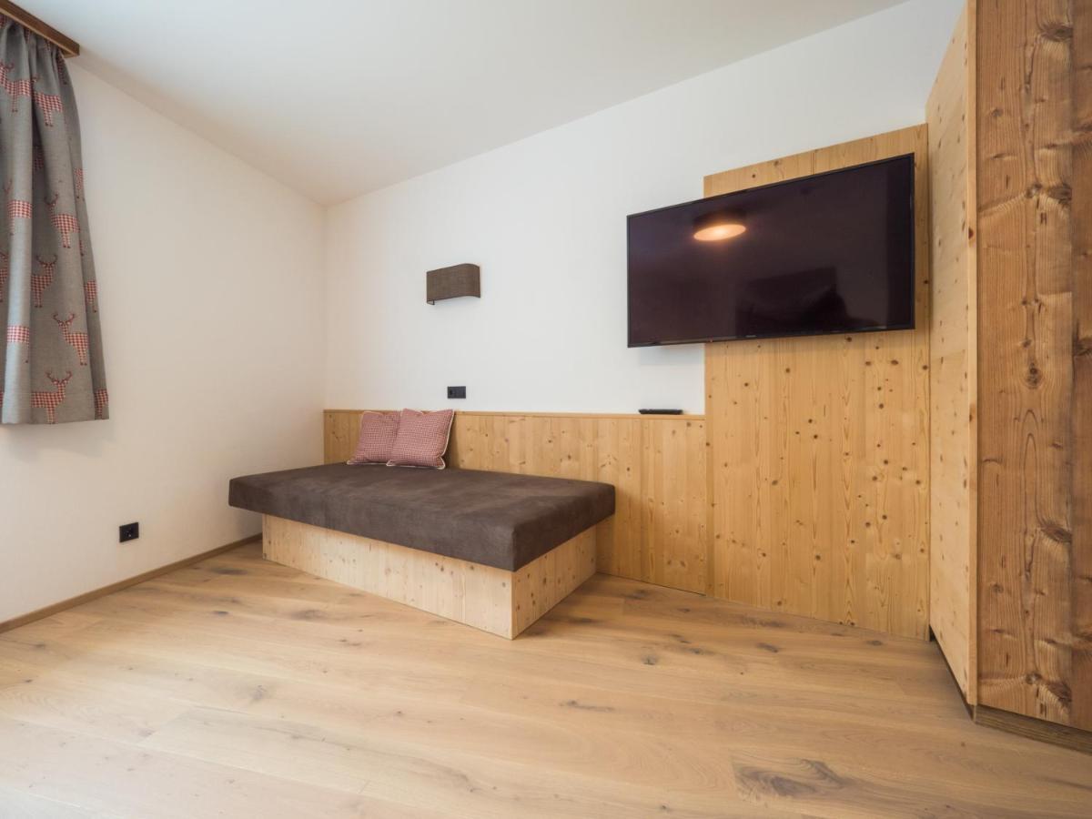 Almhittn - Luxus Appartements Финкенберг Экстерьер фото