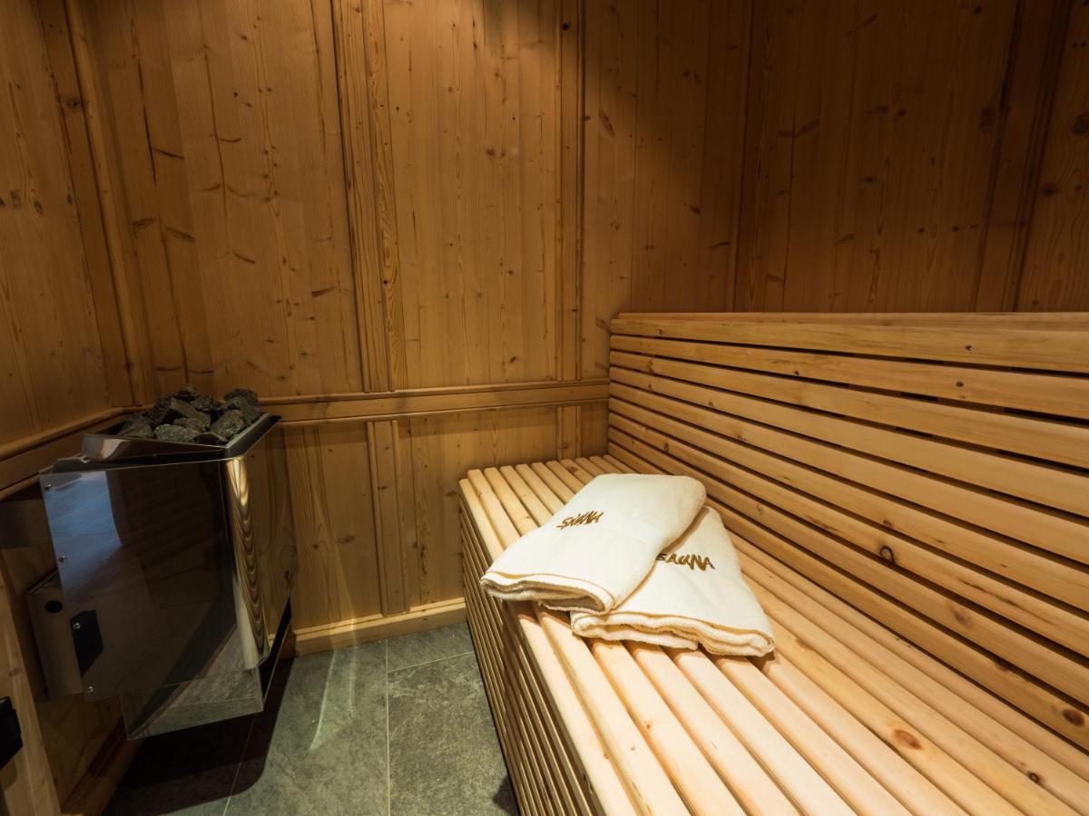 Almhittn - Luxus Appartements Финкенберг Экстерьер фото