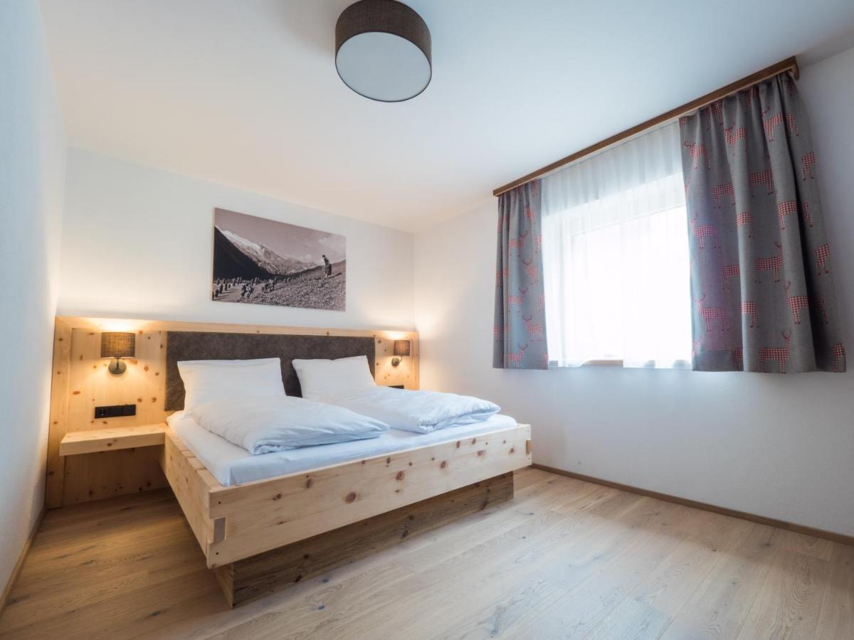Almhittn - Luxus Appartements Финкенберг Экстерьер фото