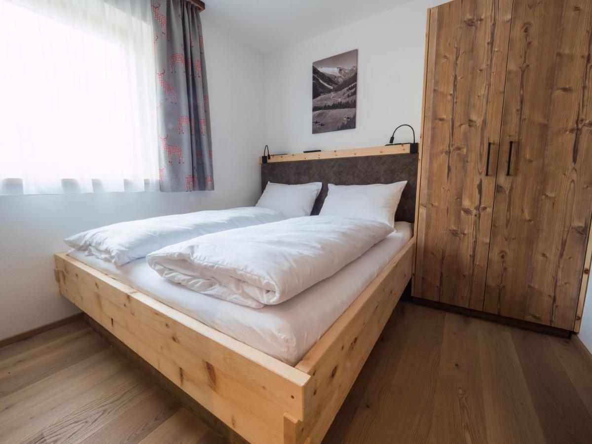 Almhittn - Luxus Appartements Финкенберг Экстерьер фото