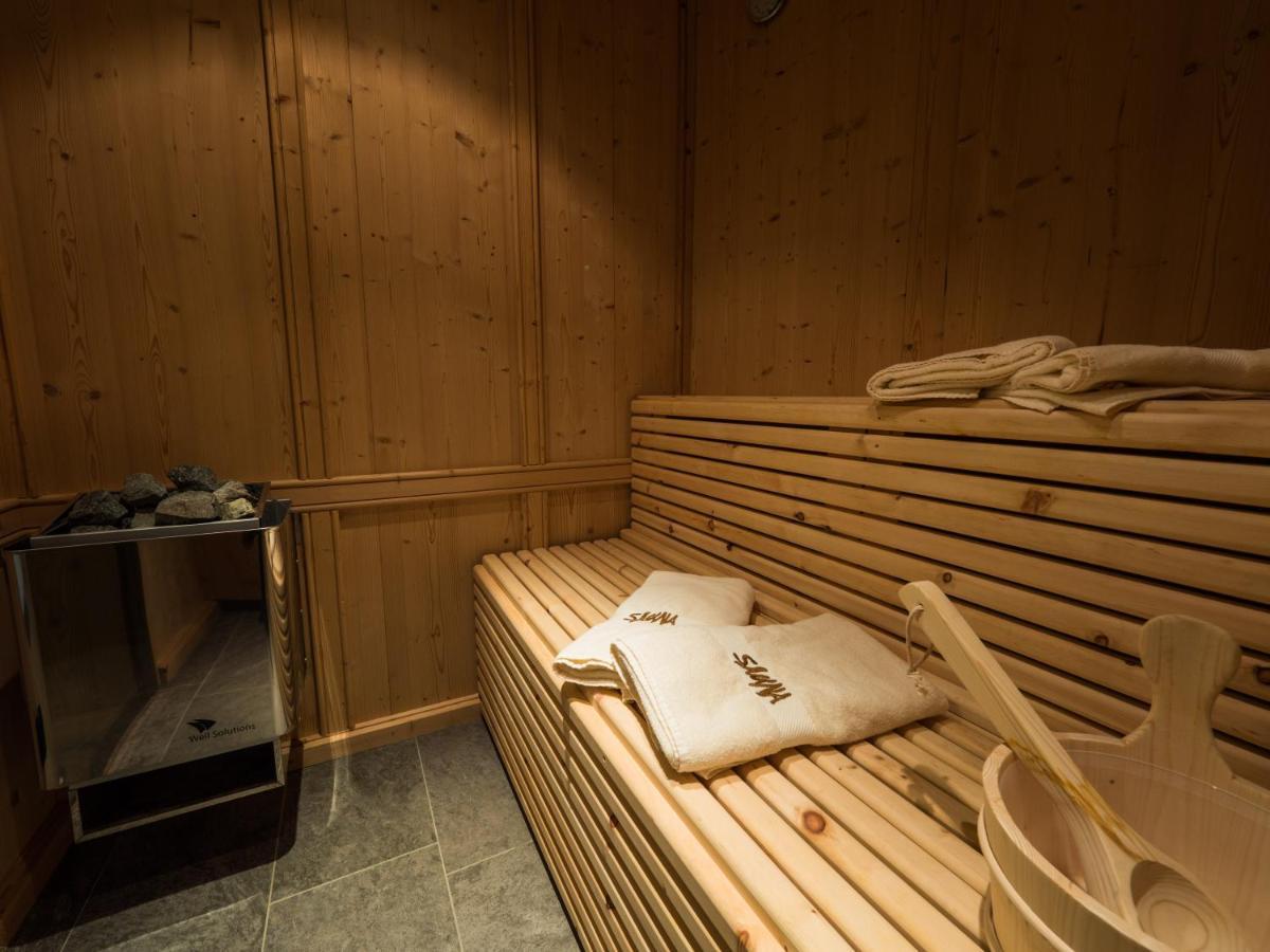 Almhittn - Luxus Appartements Финкенберг Экстерьер фото