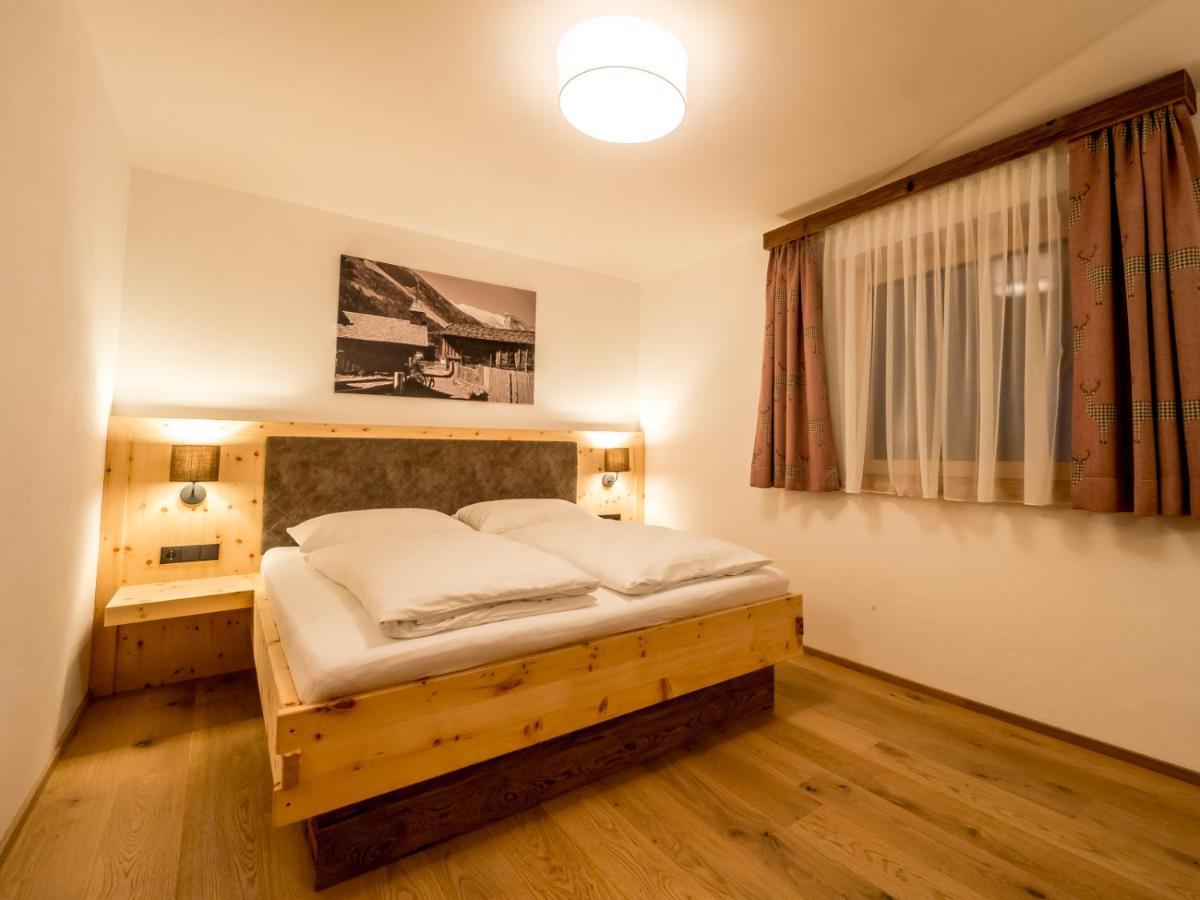 Almhittn - Luxus Appartements Финкенберг Экстерьер фото