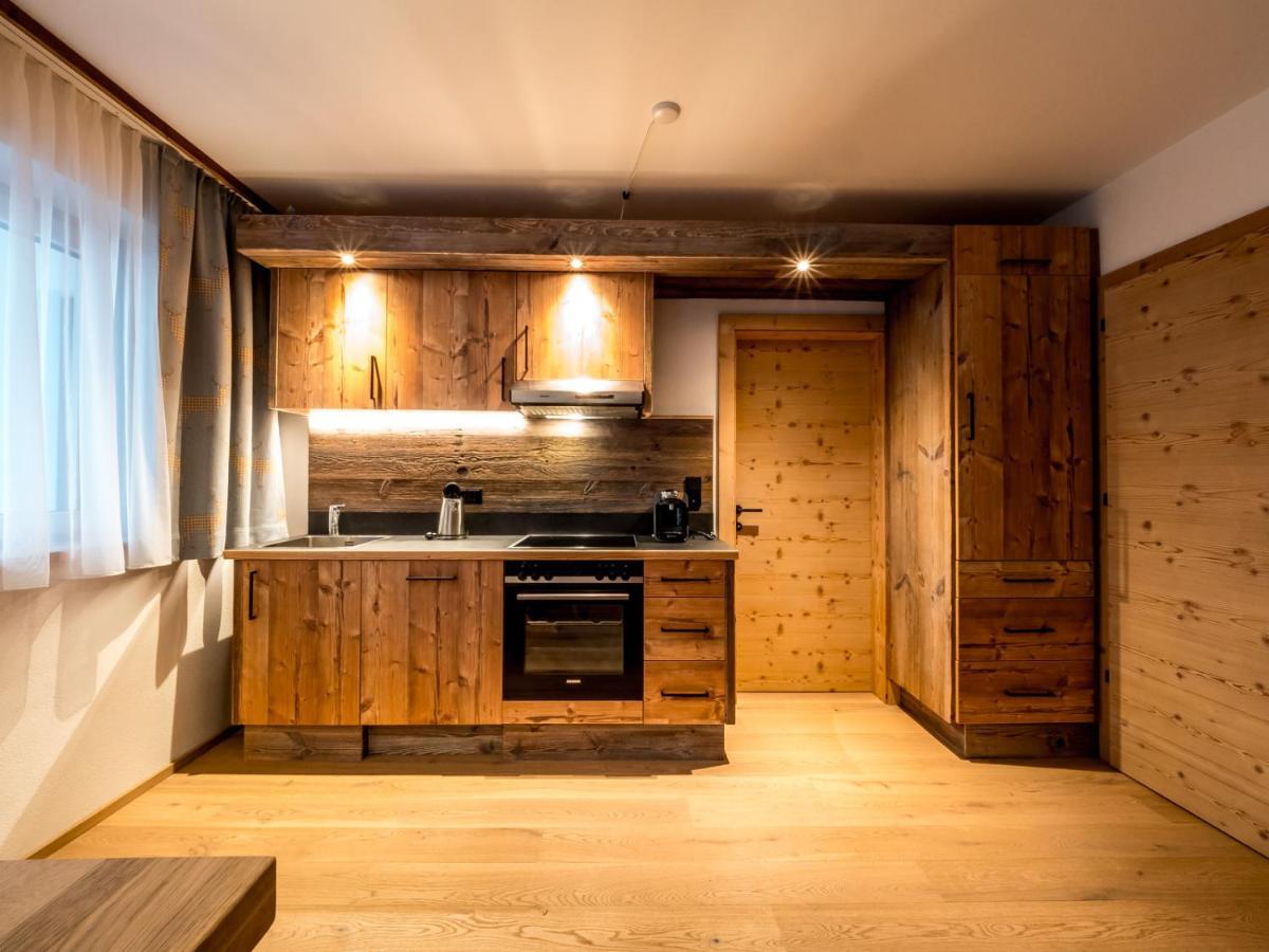 Almhittn - Luxus Appartements Финкенберг Экстерьер фото